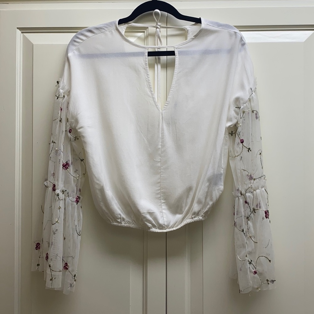 Women’s blouse size small